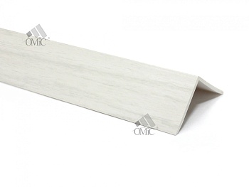 Кут декоративний під дерево ПВХ ТМ ОМіС 15х15х2750мм, шт
